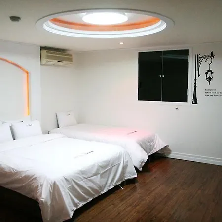 Dream Hotel